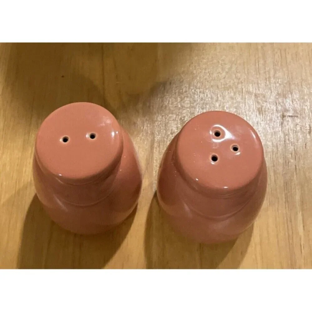 Mervyn’s Japan Salt And Pepper Shakers  Salmon Pink Stoneware Vintage‎ MCM Retro